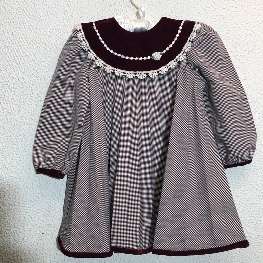 Vintage girl dress
